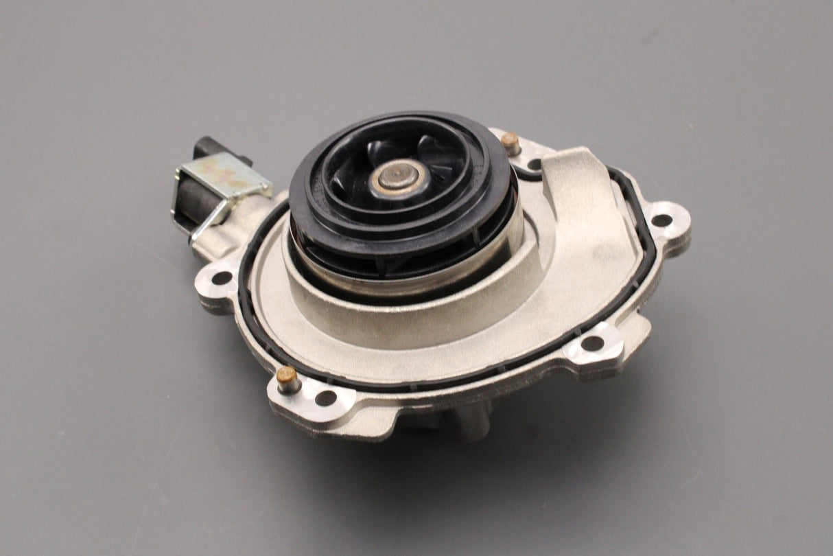 Jaguar XE XF E-Pace F-Pace 2015-on 2.0L diesel water pump T4A41035