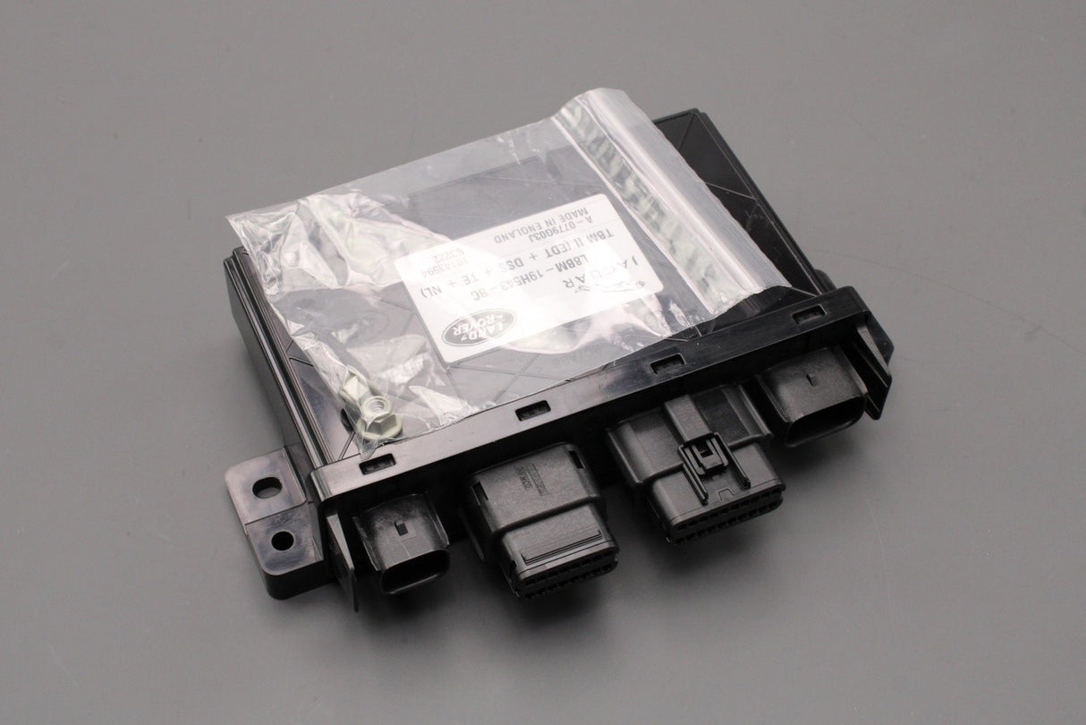 Land Rover New Defender RR Velar deployable tow bar module VPLET0278