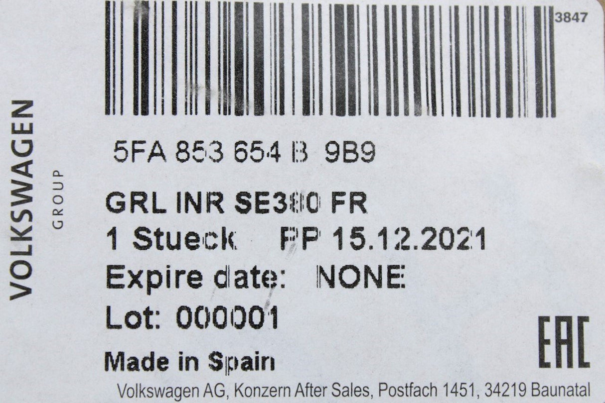 SEAT Leon 2020-on front radiator grille 5FA853654B 9B9