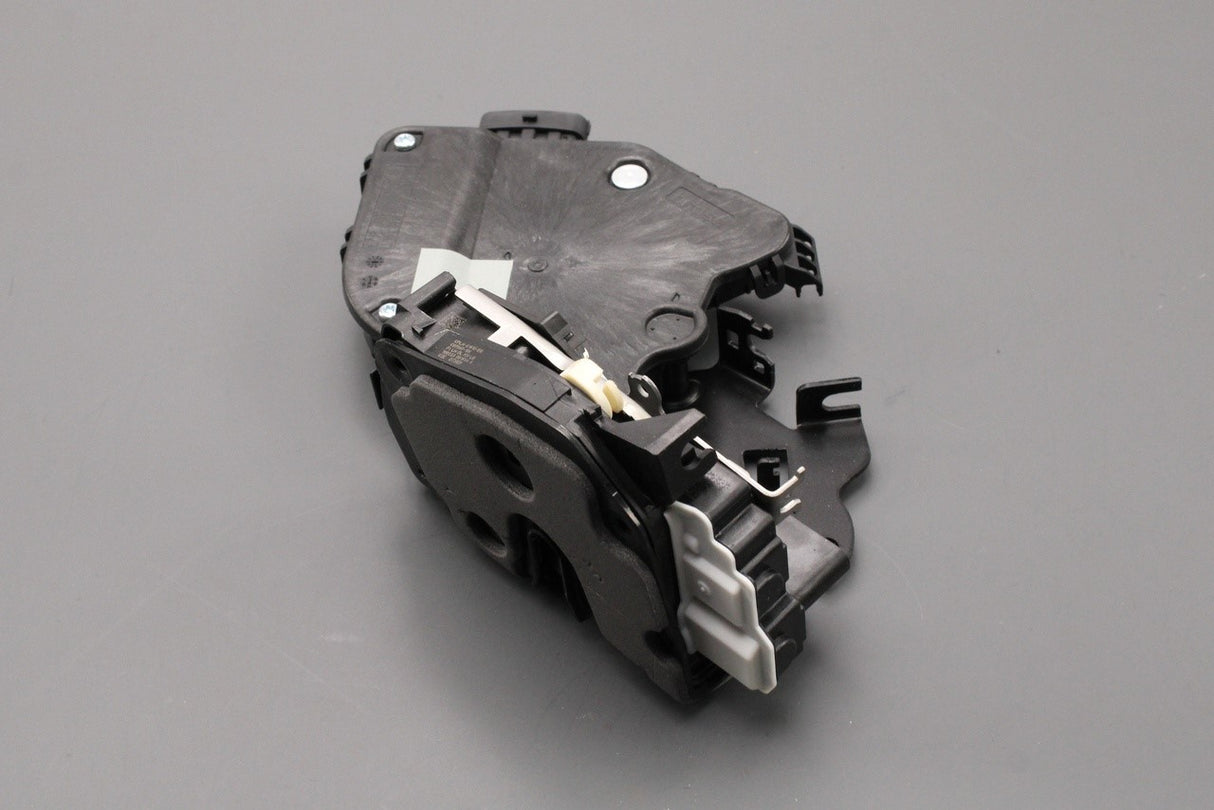 Land Rover Discovery 5 Range Rover 13-on front door lock (left) LR078730