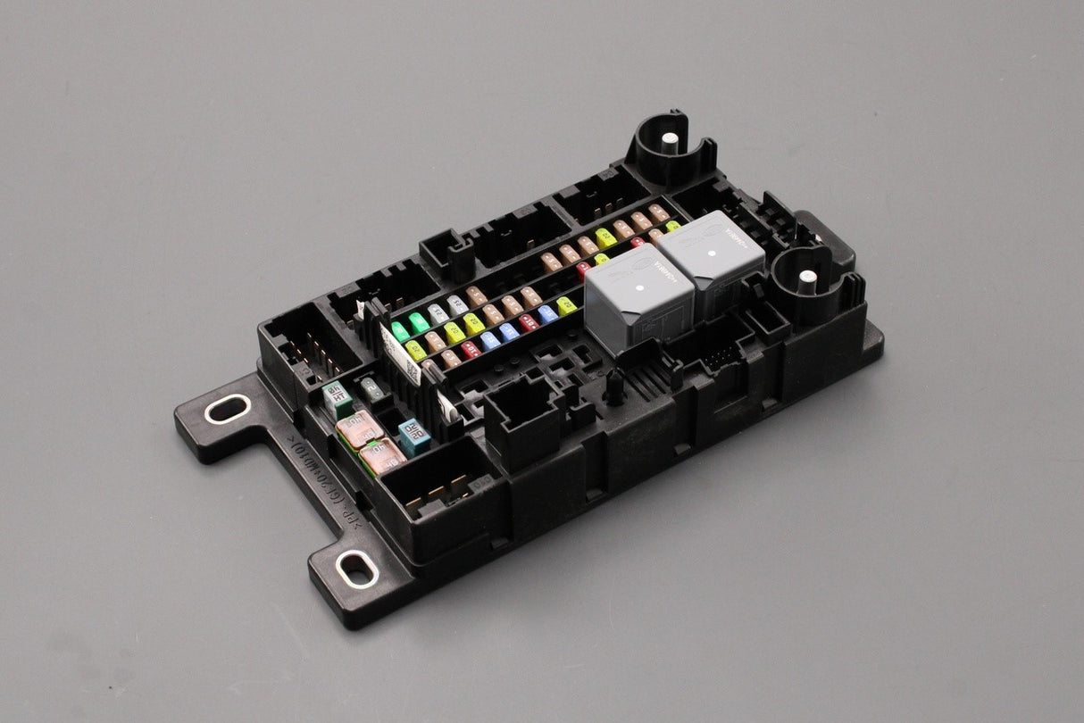 Jaguar E-Pace 2017-on interior fuse box J9C23211