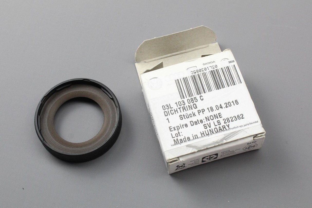 VW Audi Skoda SEAT 1.6 2.0 TDI common rail camshaft oil seal 03L103085C
