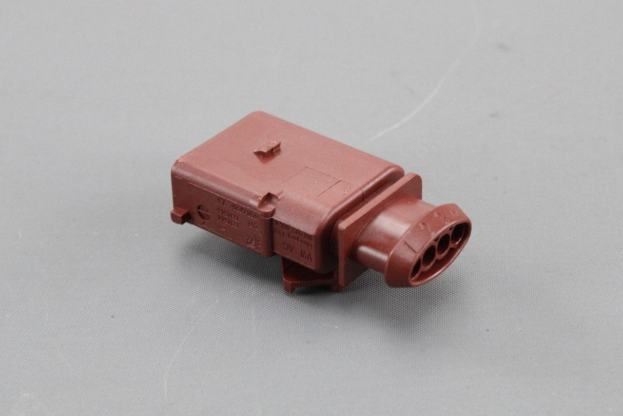 VW Audi Skoda SEAT connector plug housing brown (4 pin) 1K0973804A