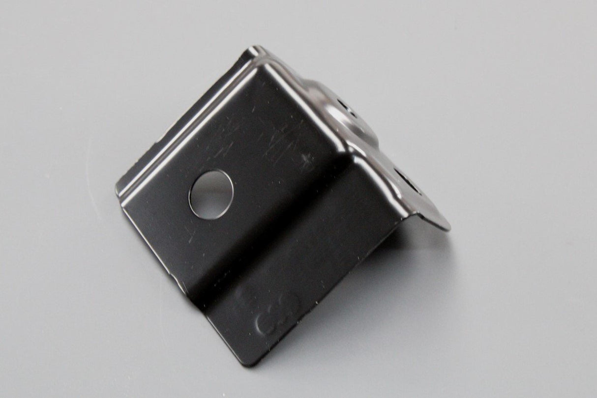 Audi A1 2019-on front wing centre attachment bracket (right) 82A821328