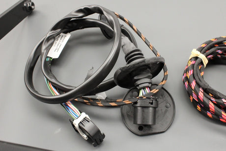 VW Touran 2021-on removable tow bar hitch 5QA092150B