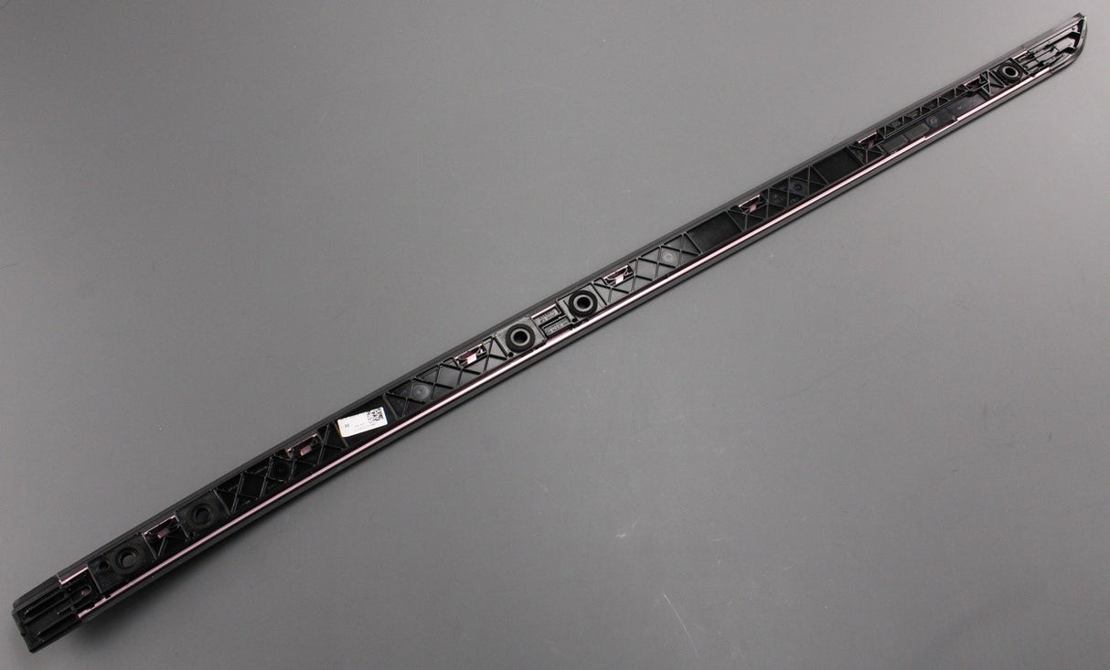 Land Rover Defender 2020-on roof rail inner trim (front right) LR131648