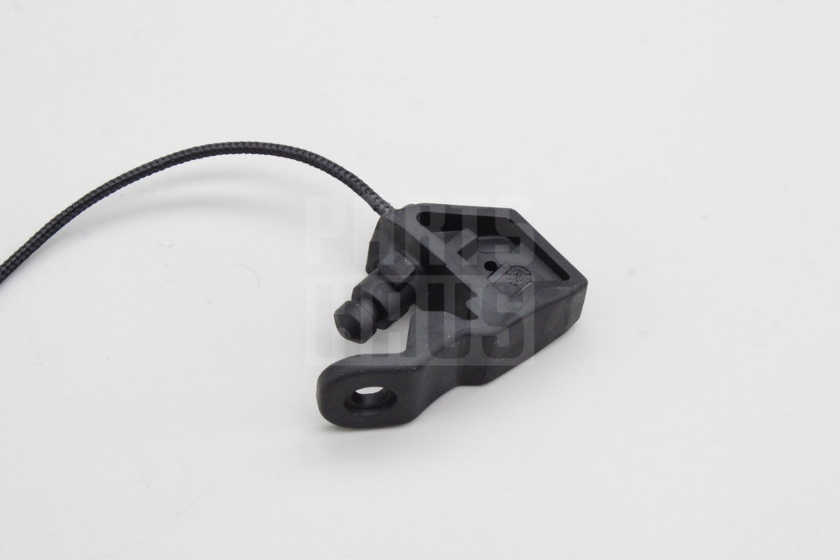 Audi Q4 e-Tron 2022-on parcel shelf strap (left) 89A867667A