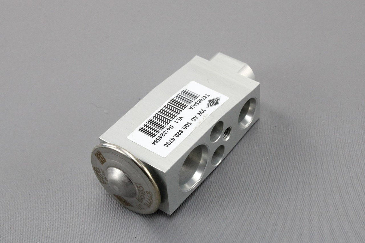 VW Golf Audi A3 Skoda Octavia SEAT Air con expansion valve 5Q0820679C