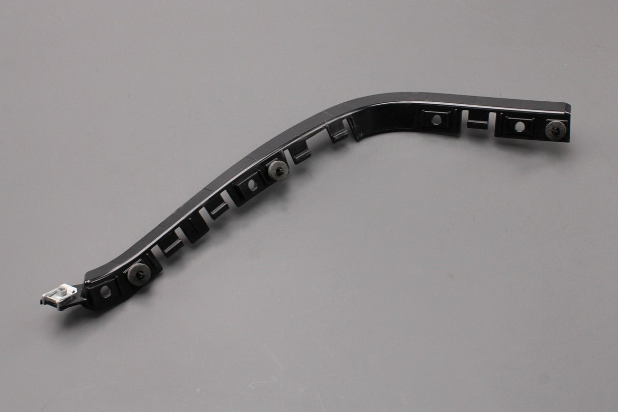 Land Rover Discovery Sport 2015-on bumper guide bracket (rear left) LR061275