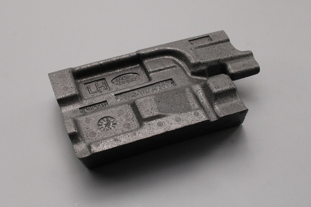 Range Rover Sport 2010-2013 bumper moulding pad (rear left) LR021955
