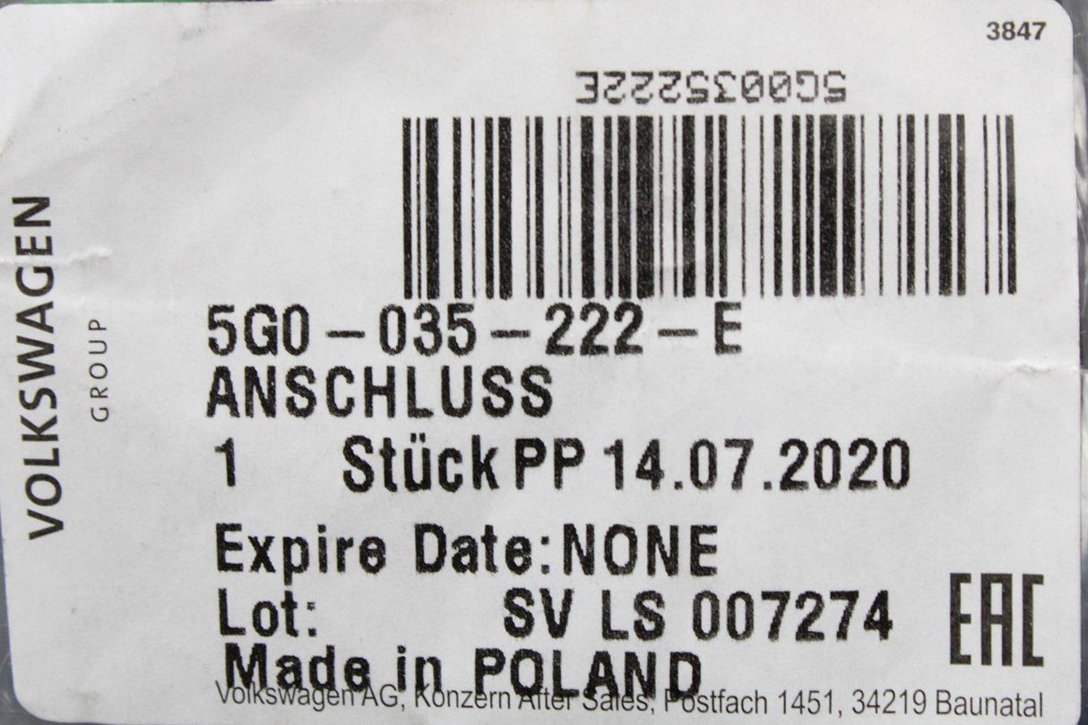 VW SEAT connection for USB and AUX-IN input port socket 5G0035222E