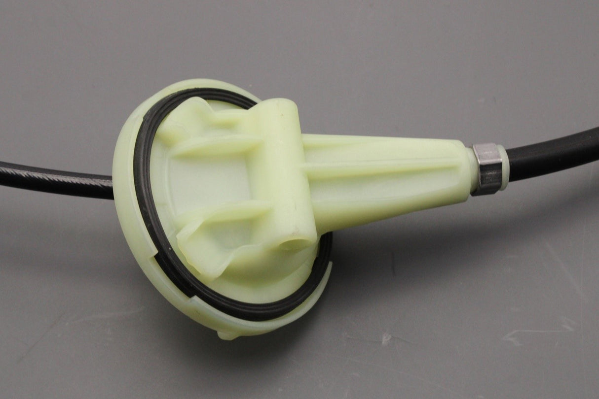 Range Rover Sport 2005-2013 gear selector cable (6 speed auto) UCV500070