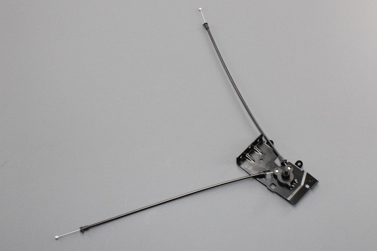 Audi Q7 2016-2027 bonnet release cable (centre section) 4M0823529E
