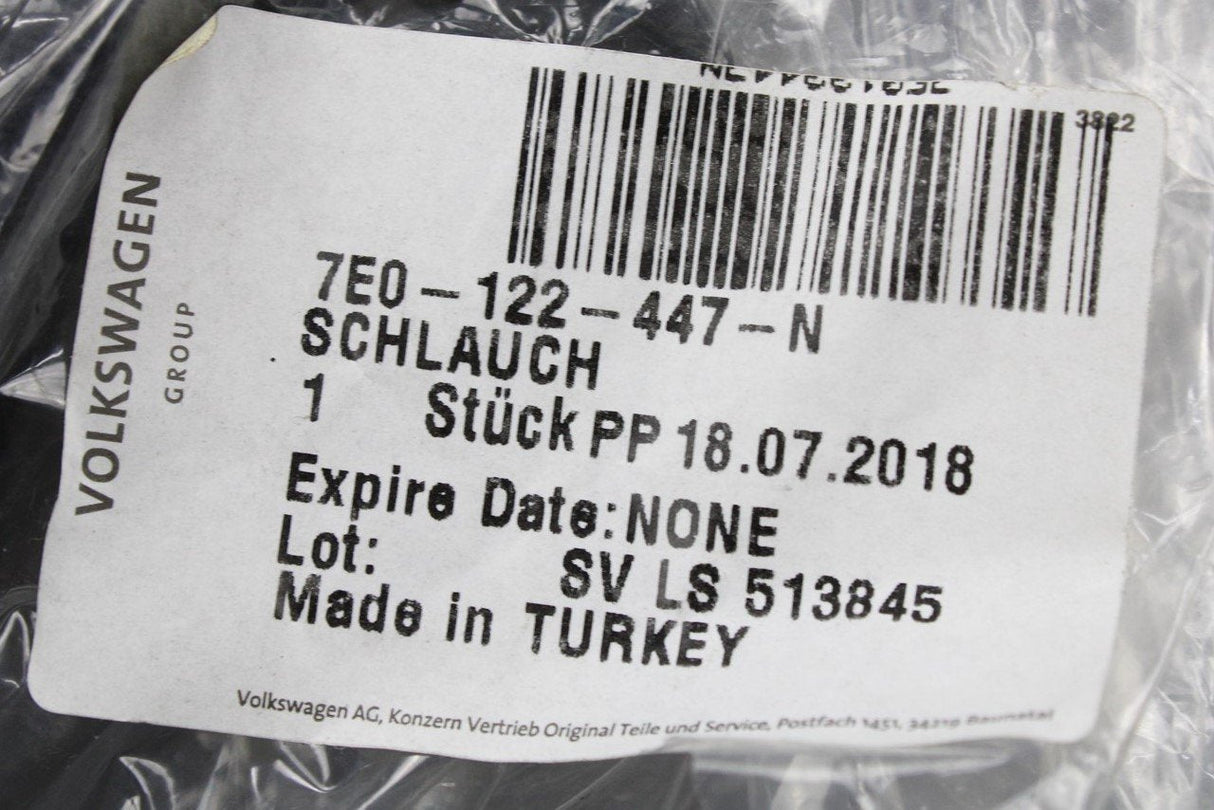 VW Transporter Caravelle Cali T6 coolant hoses with valve 7E0122447N