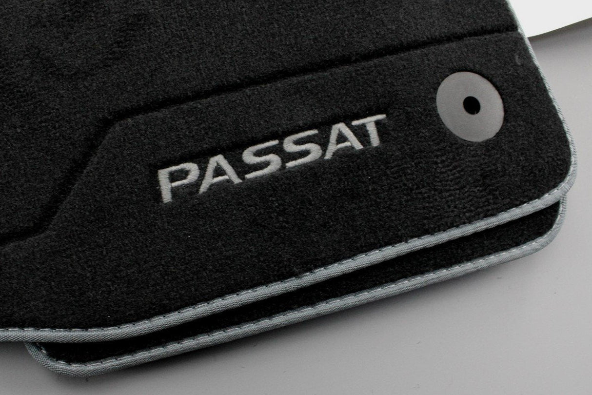 VW Passat B8 2015-2021 premium carpet floor mat set (RHD) 3G2061270 WGK