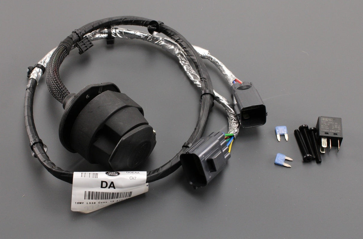 Range Rover Evoque Convertible 12-18 13-pin tow bar electrics VPLVT0245