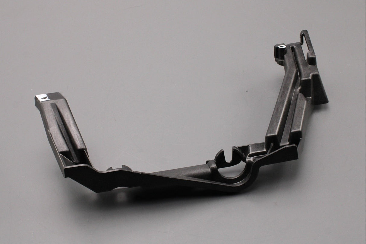 Land Rover Range Rover 13-22 rear left bumper mounting bracket LR114024