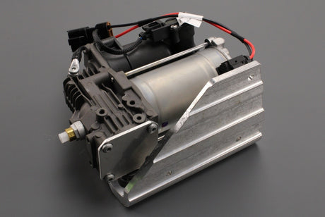Land Rover Discovery 4 Range Rover Sport 2010-13 suspension air compressor LR078650