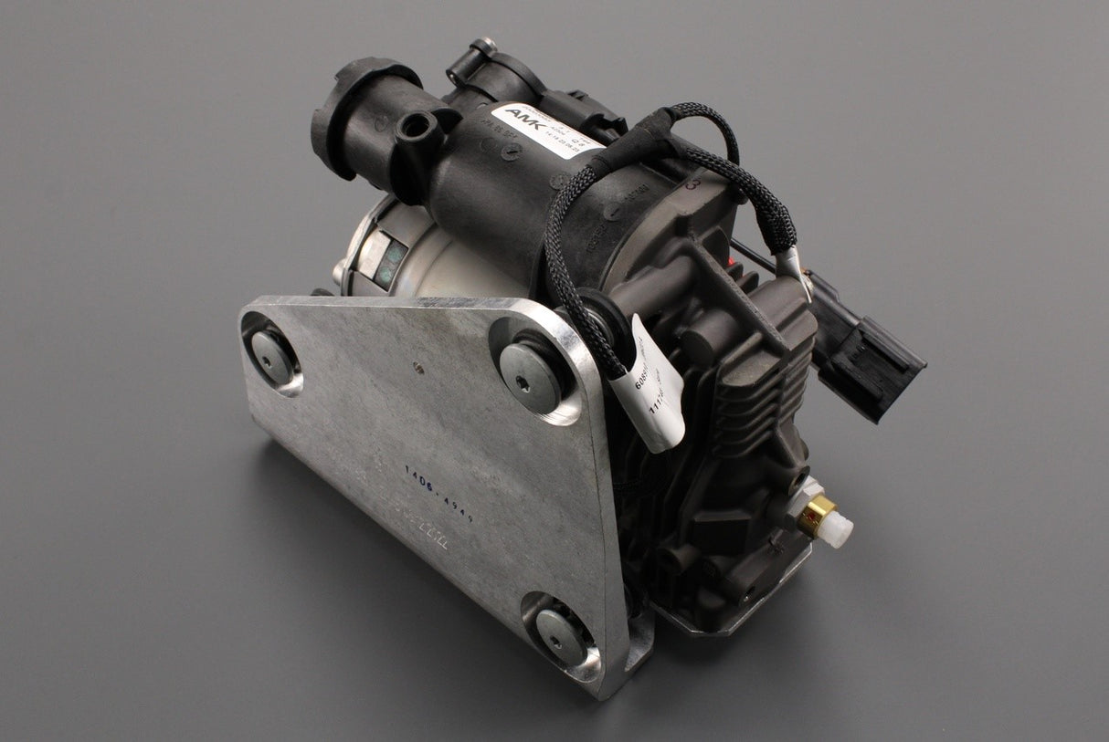 Land Rover Discovery 4 Range Rover Sport 2010-13 suspension air compressor LR078650