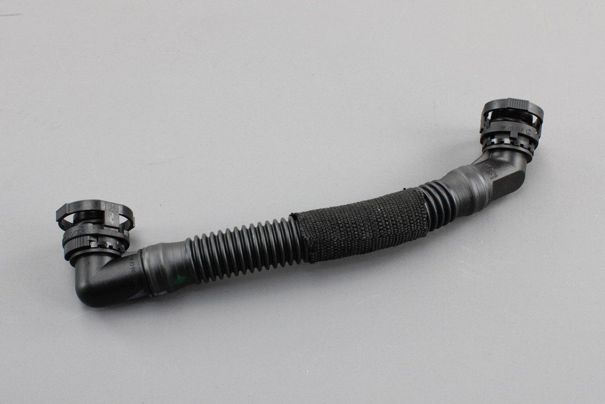 Audi A4 A5 A6 Q5 2.0 TDI engine vent hose breather line 04L103493F