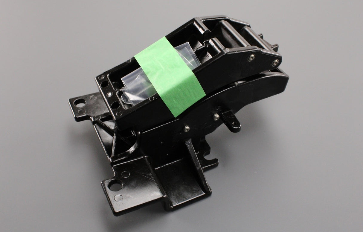 Range Rover 13-22 Sport 14-22 side step bracket (front left) VPLGP0137