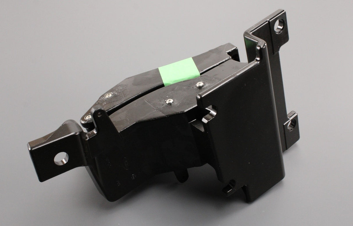 Range Rover 13-22 Sport 14-22 side step bracket (front left) VPLGP0137