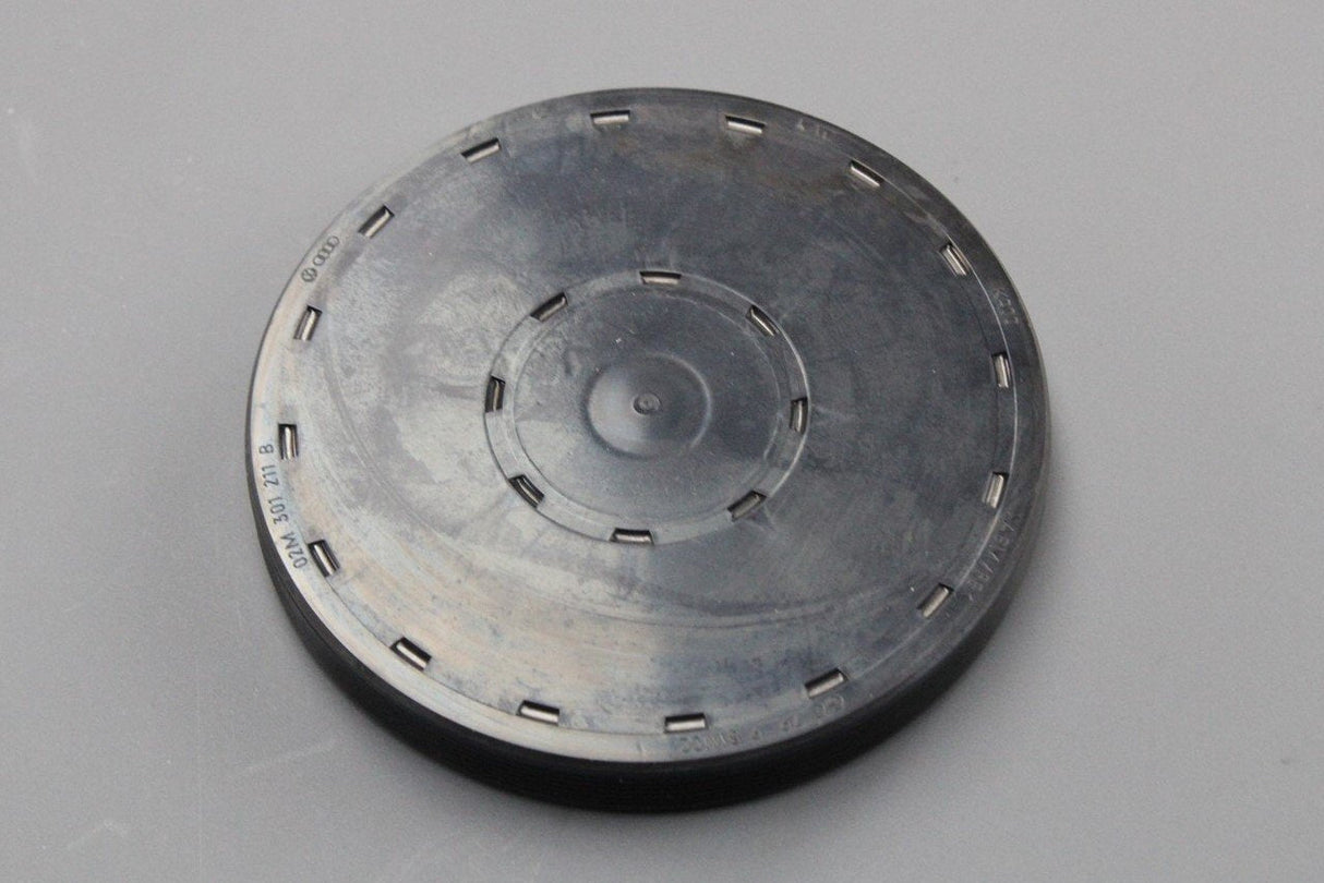 VW Audi Skoda 6-speed gearbox 02M end cap cover (79.35mm) 02M301211B