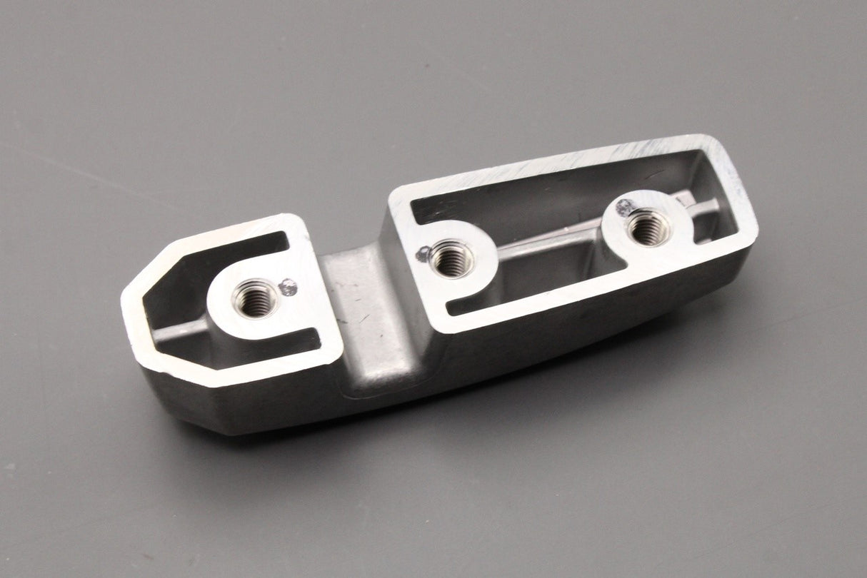 Land Rover Defender L315 1987-2006 windscreen bracket (left) MUC7912