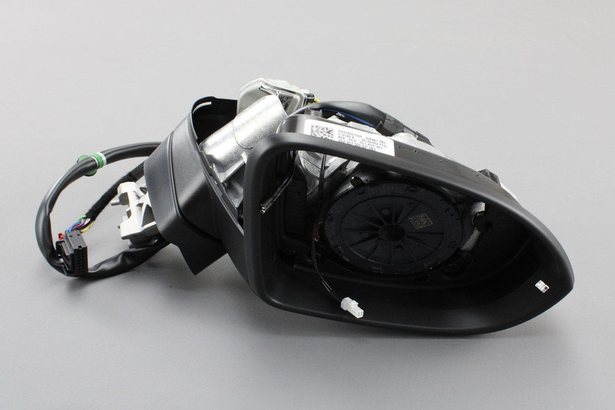 VW Passat B8 2015-on right wing mirror housing RHD 3G2857508DP 9B9