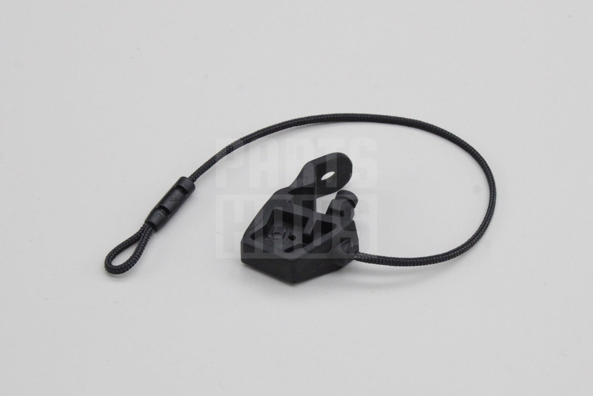 Audi Q4 e-tron sportback 2022-on parcel shelf strap (left) 89E867667