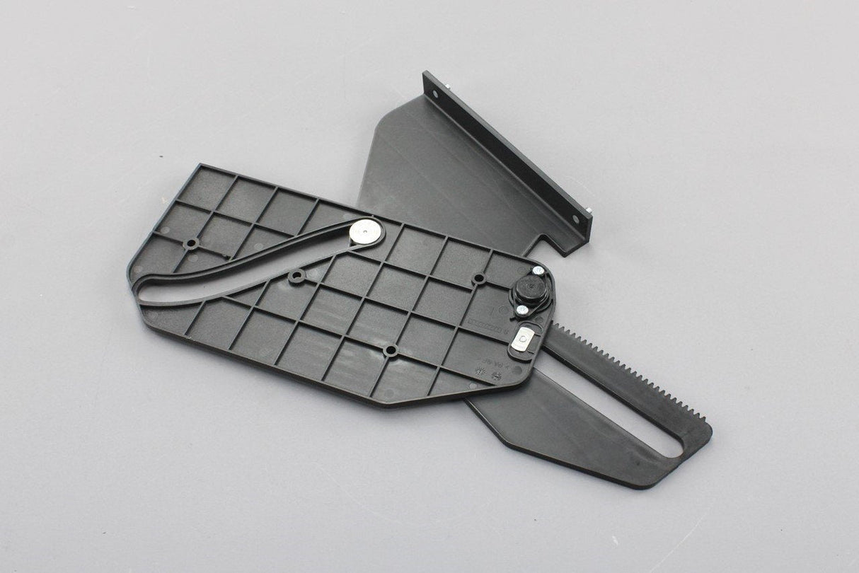 VW California T5 T6 roof storage bin opening mechanism (right) 7H7068818