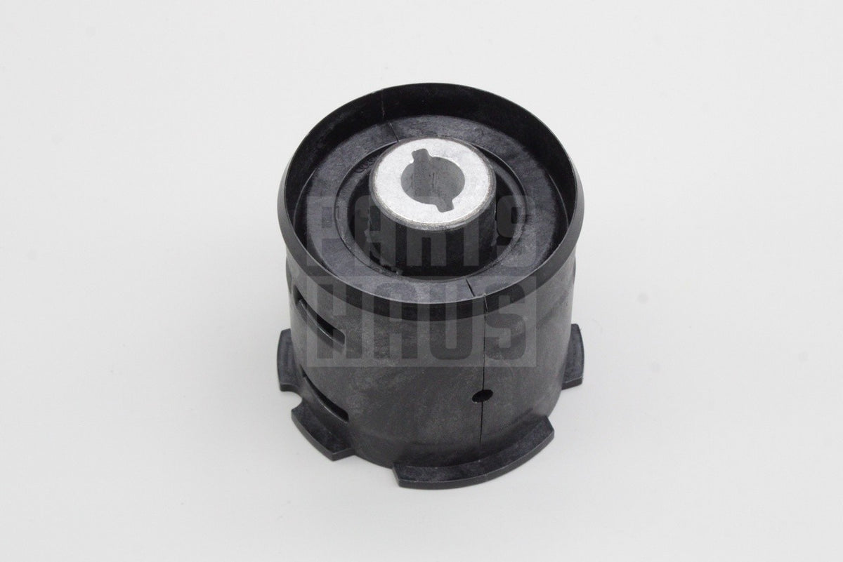 Audi A8 RS5 A5 S5 A4 S4 Q7 Touareg rear diff sub frame bush 4M0599257R
