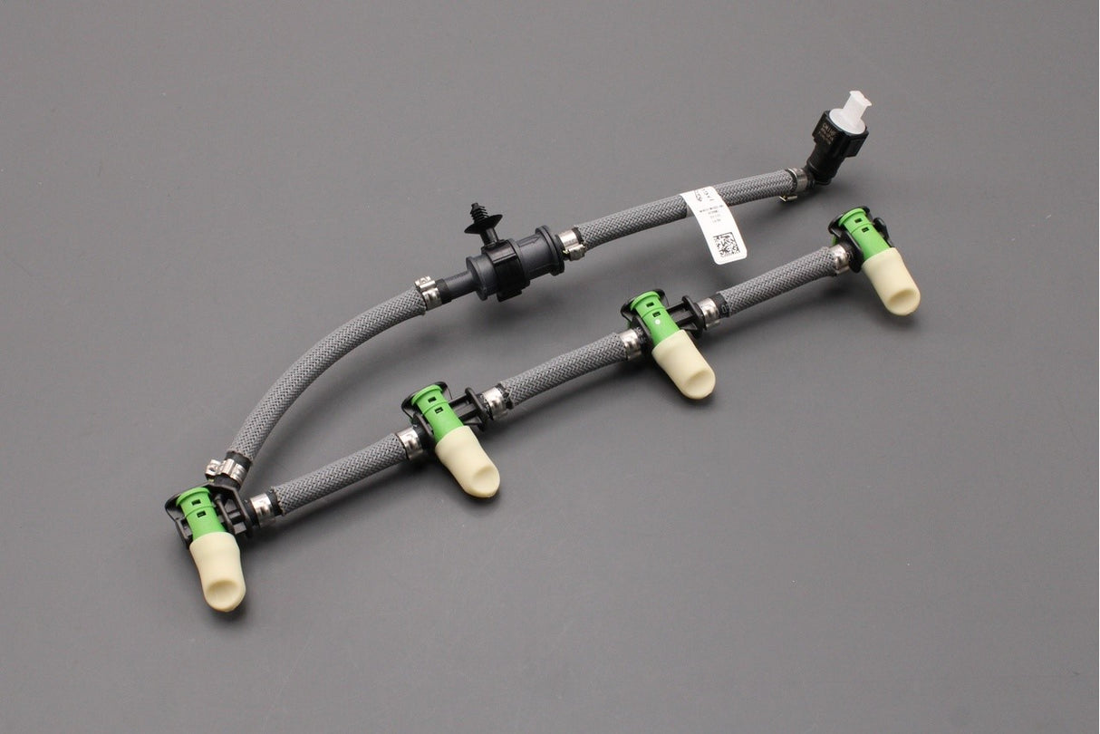 Jaguar XE XF F-Pace 2015-on 2.0L diesel leak off fuel pipe JDE40928