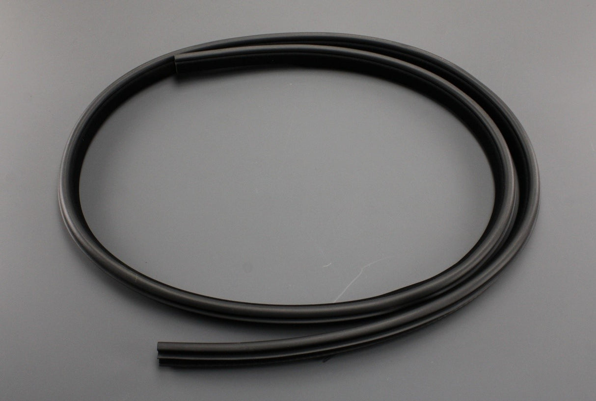 Range Rover 2013-2022 door seal (rear) LR067427