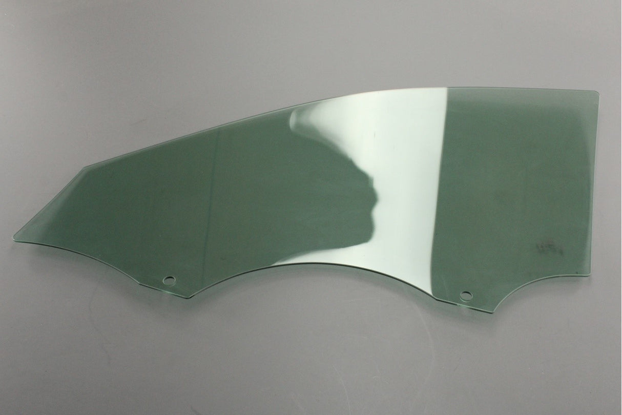 Audi Q3 RSQ3 2019-on door window glass (right front) 83A845202