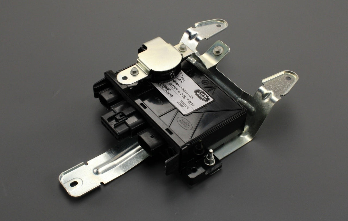 Range Rover 2013-2022 deployable side steps/tow bar module VPLWT0205