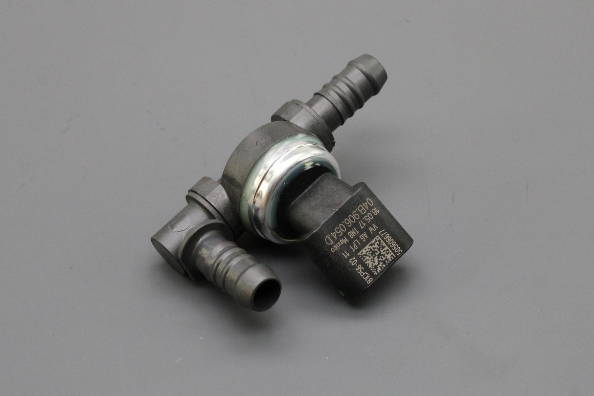 VW Golf MK7 MK7.5 Audi A3 Skoda 2.0 TDI fuel pressure sensor 04B906054D