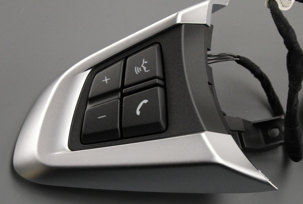 BMW Z4 E89 multifunction steering wheel buttons 32306799745