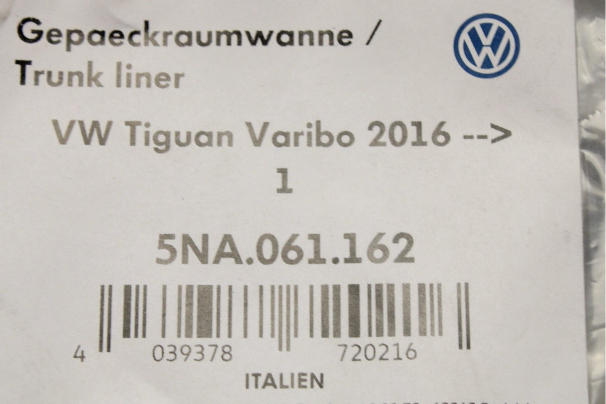 VW Tiguan 2016-22 boot luggage tray (fixed boot floor) 5NA061162