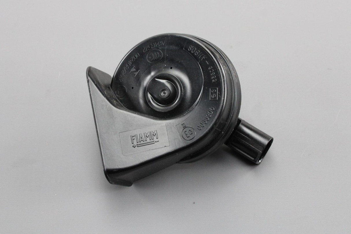 VW Passat B8 2015-21 Low tone horn signal 3Q0951221