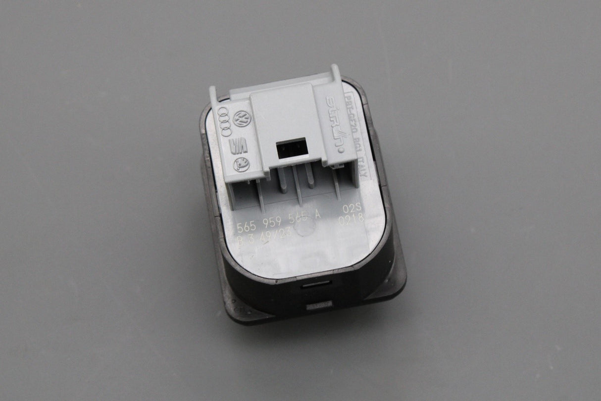 Skoda Karoq Kodiaq Octavia wing mirror adjustment switch 565959565A WHI