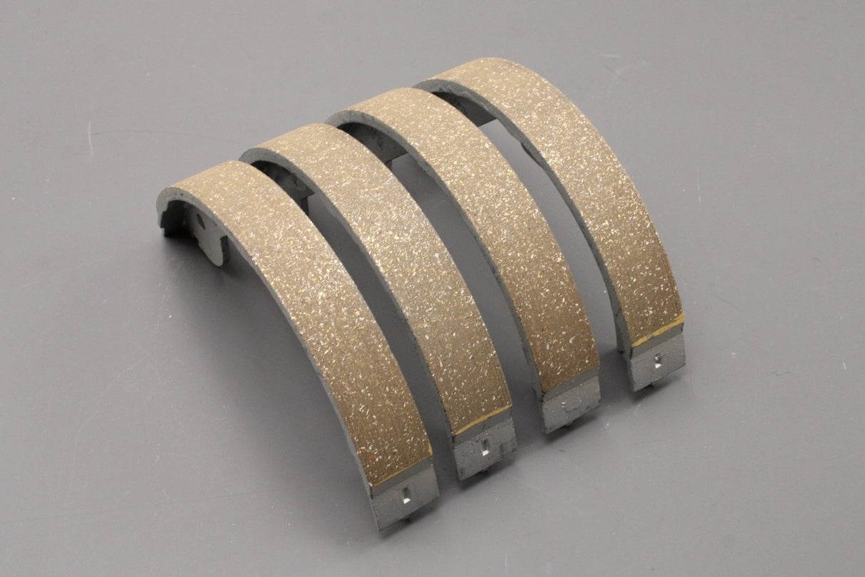 Range Rover 2010-2012 rear parking brake shoe kit SFS000051