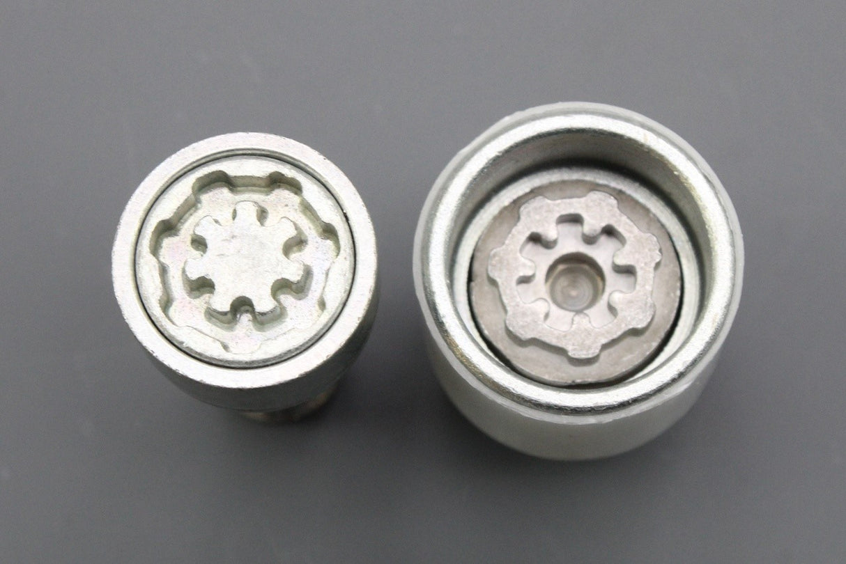 Skoda locking wheel nut with key (776) 5J0698139 776