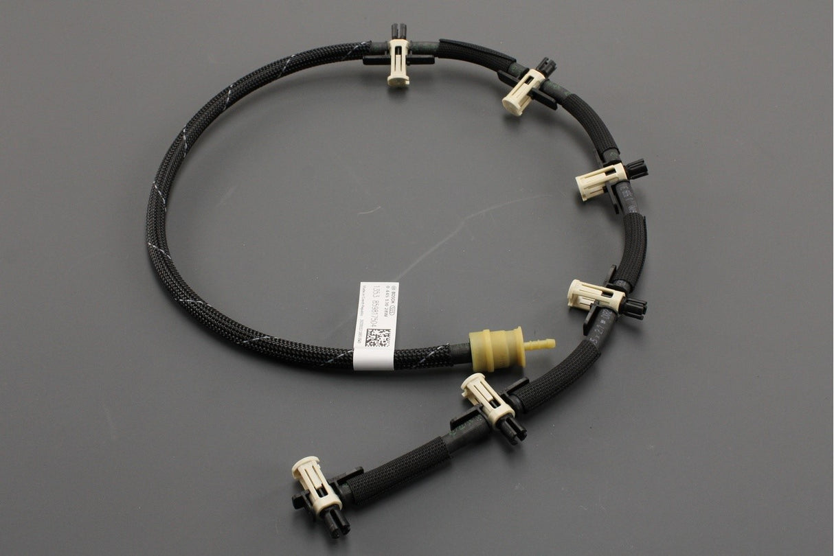 BMW G01 G05 G06 G07 G11 G12 G15 G30 overflow oil line 13538598175