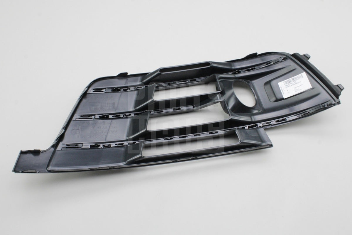 Audi Q7 2016-on front bumper fog light grille (right) 4M0807682E GXE