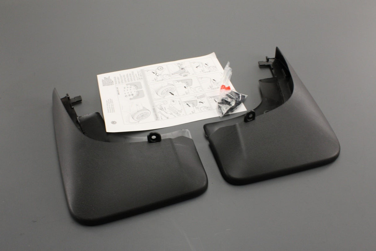 VW Tiguan 2007-2016 mud flap set (rear) 5N0075101