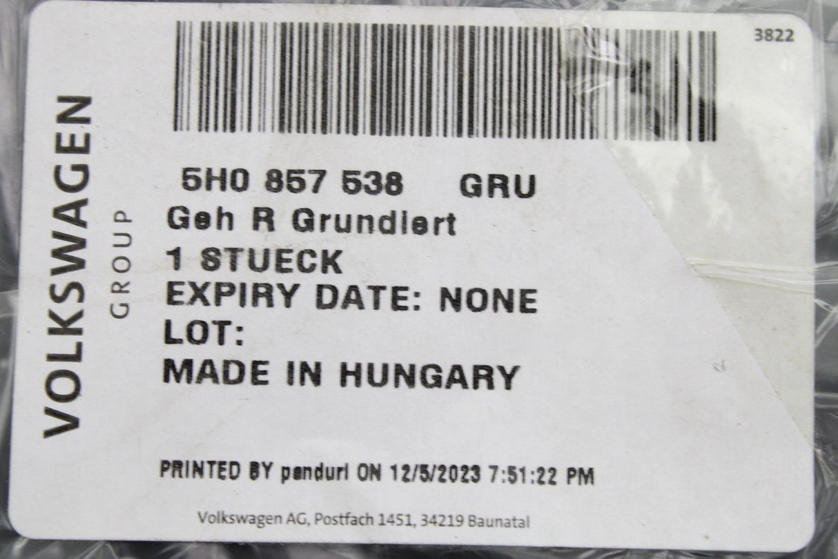VW Golf MK8 20-on ID.3 20-on wing mirror cover cap (right) 5H0857538 GRU