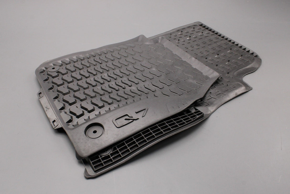 Audi Q7 4M 2016-on front rubber floor mats set RHD 4M2061501 041