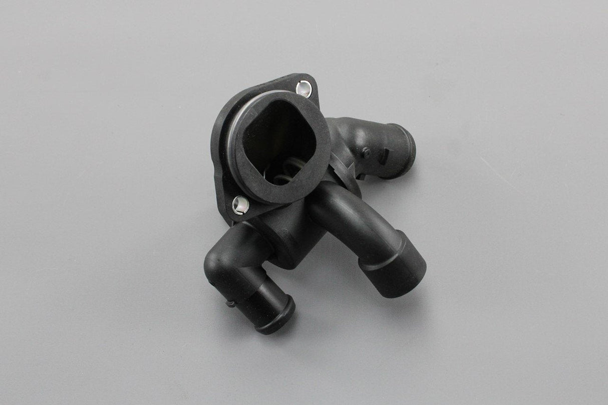 VW Golf Audi A1 A3 Skoda SEAT 1.6 2.0 TDI Thermostat housing 03L121111S