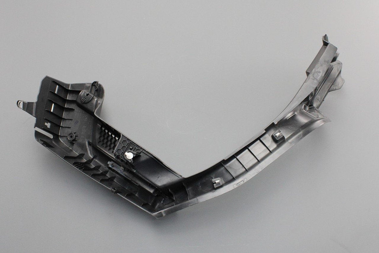 VW Golf MK7 MK7.5 2013-2020 interior boot trim (right) 5G6867762H 82V